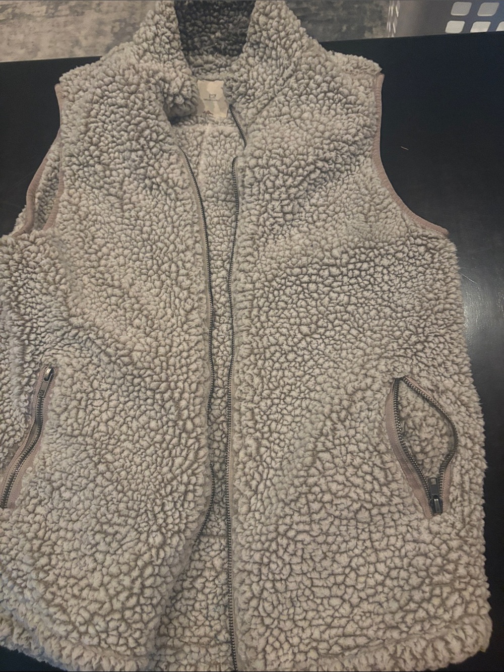 UNISEX Thread & Supply Light Taupe Sherpa Zip-Up Vest